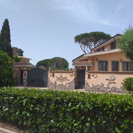 Villa Vittorio Infernetto Buitenkant foto